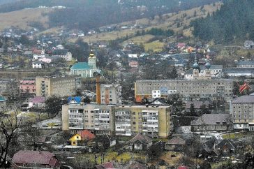 a city with many buildings